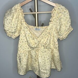 Arizona Jean co size Small floral top